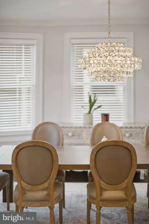 Dining - 2812 34th St NW, Washington, DC 20008 photo 6 of 6