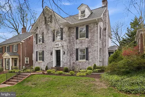 Exterior - 2812 34th St NW, Washington, DC 20008 photo 10 of 11