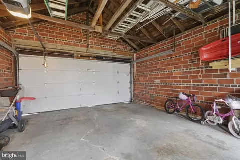 Exterior - 2812 34th St NW, Washington, DC 20008 photo 8 of 11