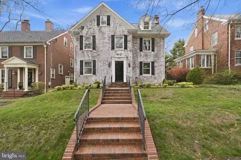 Exterior - 2812 34th St NW, Washington, DC 20008 photo 2 of 11
