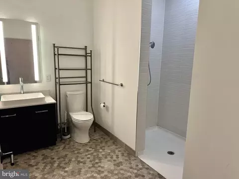 Bath - 70 N Street St SE #N215, Washington, DC 20003 photo 1 of 1