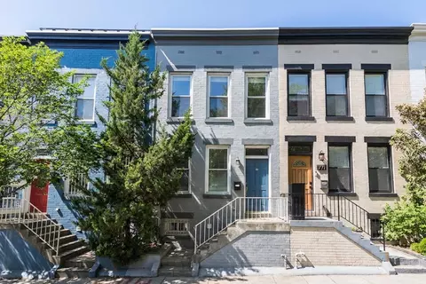 773 Kenyon St NW, Washington, DC 20010