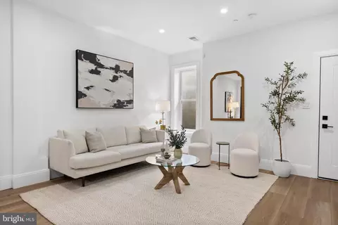 1714 Euclid St NW #1, Washington, DC 20009