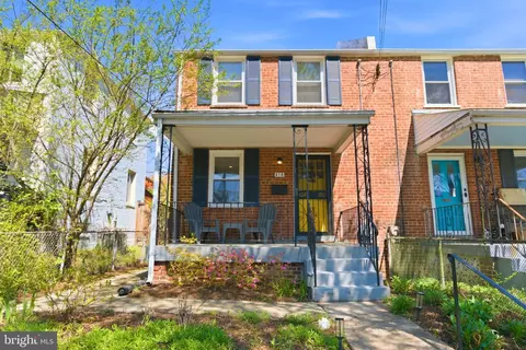 618 Faraday Pl NE, Washington, DC 20017