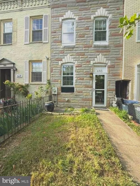650 E Street St SE, Washington, DC 20003