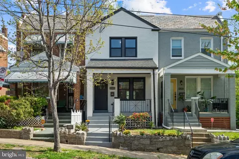 3924 R St SE, Washington, DC 20020