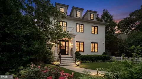 3117 38th St NW, Washington, DC 20016