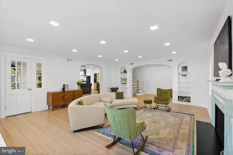 Living - 4400 Q St NW, Washington, DC 20007 photo 3 of 4