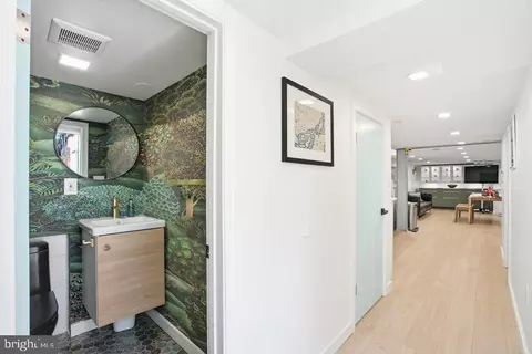 Entry Way - 4400 Q St NW, Washington, DC 20007 photo 6 of 6