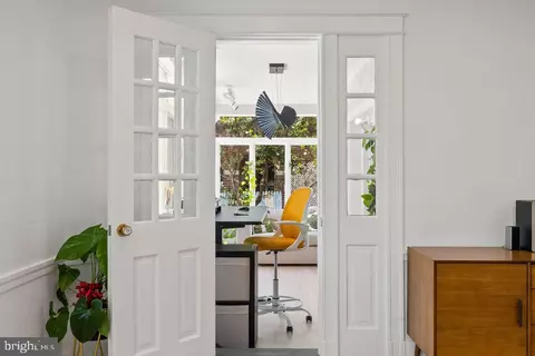 Entry Way - 4400 Q St NW, Washington, DC 20007 photo 3 of 6