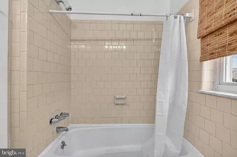 Bath - 15 3rd St NE #5, Washington, DC 20002 photo 2 of 2