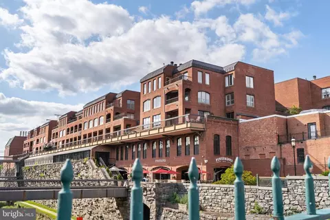 1080 Wisconsin Ave NW #1003, Washington, DC 20007