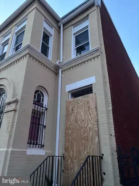 229 Elm St NW, Washington, DC 20001