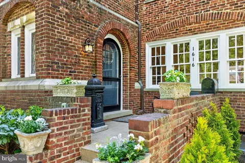 Exterior - 1616 44th St NW, Washington, DC 20007 photo 2 of 10