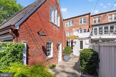 Exterior - 1616 44th St NW, Washington, DC 20007 photo 8 of 10
