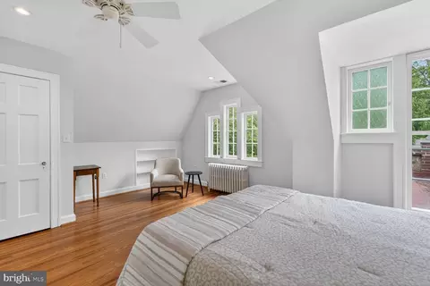 Bedroom - 1616 44th St NW, Washington, DC 20007 photo 5 of 7