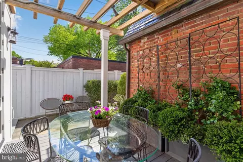 Exterior - 1616 44th St NW, Washington, DC 20007 photo 6 of 10