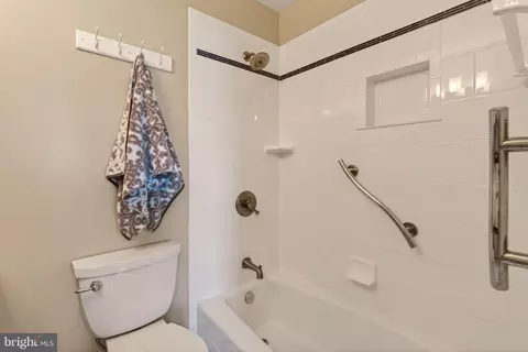 Bath - 110 6th St SE, Washington, DC 20003 photo 5 of 5