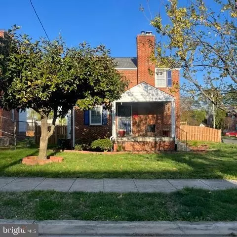 3601 28th St NE, Washington, DC 20018