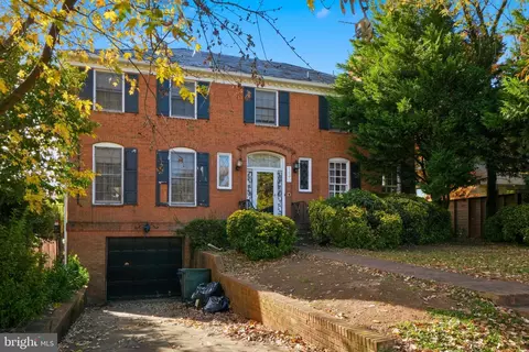 1430 Foxhall Rd NW, Washington, DC 20007