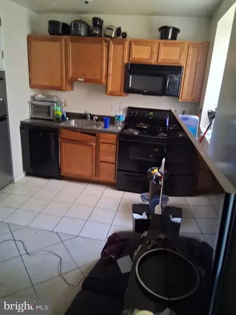 Kitchen - 612 Eastern Ave NE #C02, Washington, DC 20019 photo 1 of 1