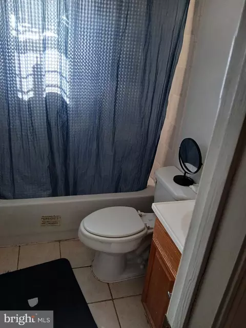 Bath - 612 Eastern Ave NE #C02, Washington, DC 20019 photo 1 of 1