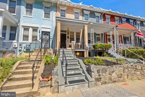 Exterior - 627 Gresham Pl NW, Washington, DC 20001 photo 4 of 4