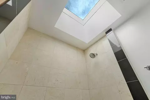 Bath - 627 Gresham Pl NW, Washington, DC 20001 photo 2 of 3