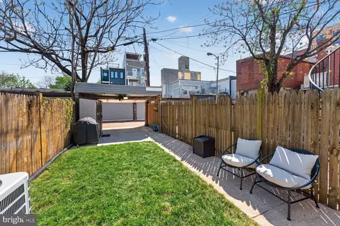 Exterior - 803 9th St NE, Washington, DC 20002 photo 2 of 6