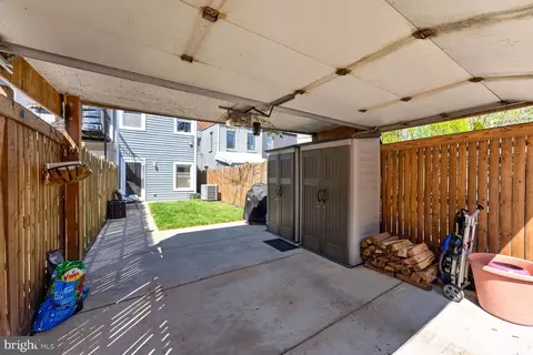 Exterior - 803 9th St NE, Washington, DC 20002 photo 6 of 6