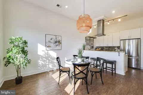 2012 D St NE #4, Washington, DC 20002