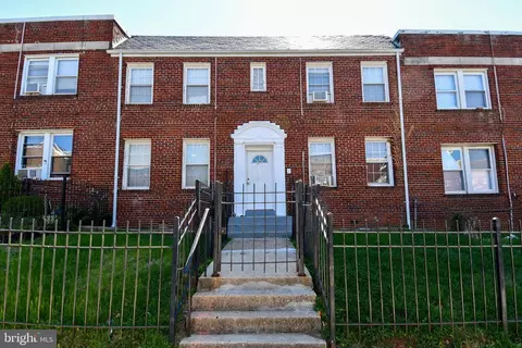 1431 Holbrook St NE, Washington, DC 20002