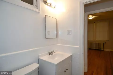 Bath - 1431 Holbrook St NE, Washington, DC 20002 photo 2 of 4
