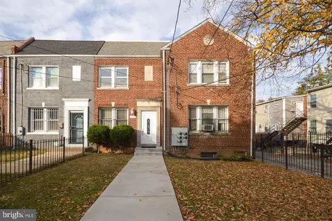 1722 T St SE, Washington, DC 20020