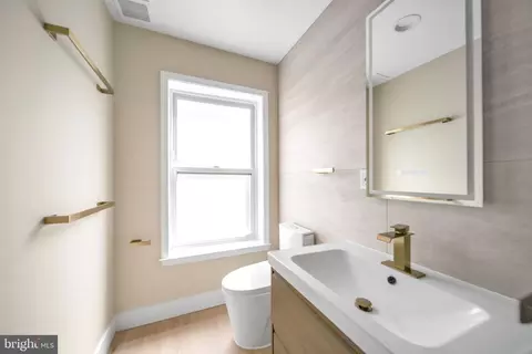 Bath - 1845 Corcoran St NE, Washington, DC 20009 photo 3 of 3