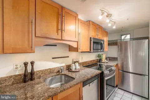 Kitchen - 350 9th St SE #26, Washington, DC 20003 photo 1 of 4