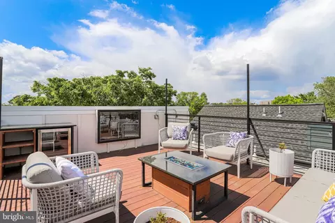 5119 45th St NW, Washington, DC 20016