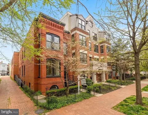 Exterior - 329 8th St NE, Washington, DC 20002 photo 5 of 5