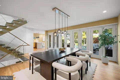 Dining - 2319 Bancroft Pl NW, Washington, DC 20008 photo 2 of 2