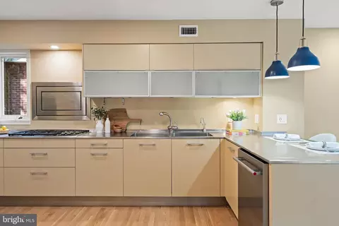 Kitchen - 2319 Bancroft Pl NW, Washington, DC 20008 photo 2 of 2