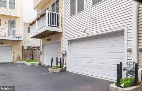 Other - 330 L St SE, Washington, DC 20003 photo 2 of 4