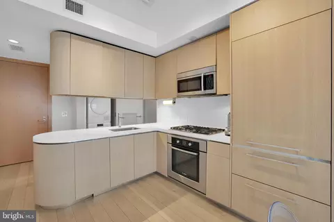 925 H St NW #506, Washington, DC 20001