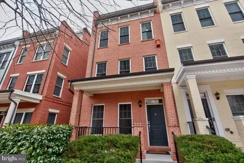2909 Chancellors Way NE, Washington, DC 20017