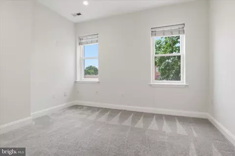 Bedroom - 641 L St NE, Washington, DC 20002 photo 5 of 7