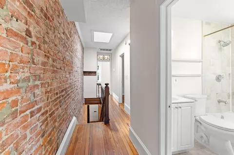 Entry Way - 1112 I St SE, Washington, DC 20003 photo 3 of 4