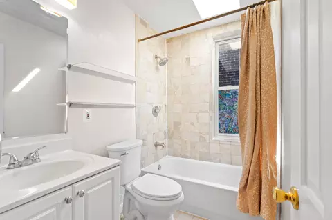 Bath - 1112 I St SE, Washington, DC 20003 photo 4 of 5