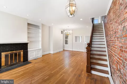 Living - 1112 I St SE, Washington, DC 20003 photo 4 of 7