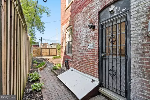 Exterior - 1112 I St SE, Washington, DC 20003 photo 2 of 8