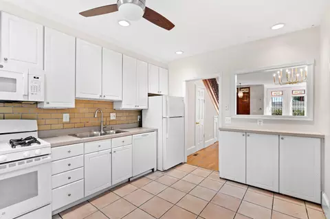 Kitchen - 1112 I St SE, Washington, DC 20003 photo 2 of 3
