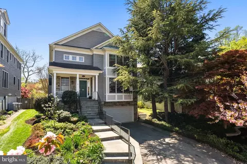 4410 Van Ness St NW, Washington, DC 20016